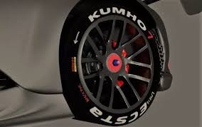 Kumho Wholesale Tire Distribution Logo